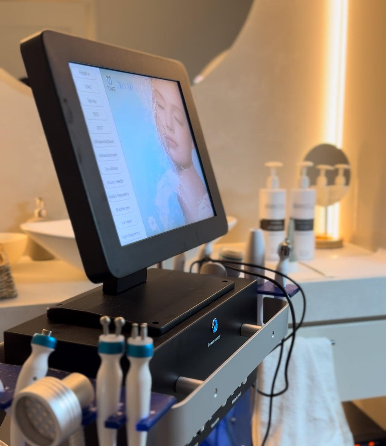 Deluxe Custom Hydrodermabrasion